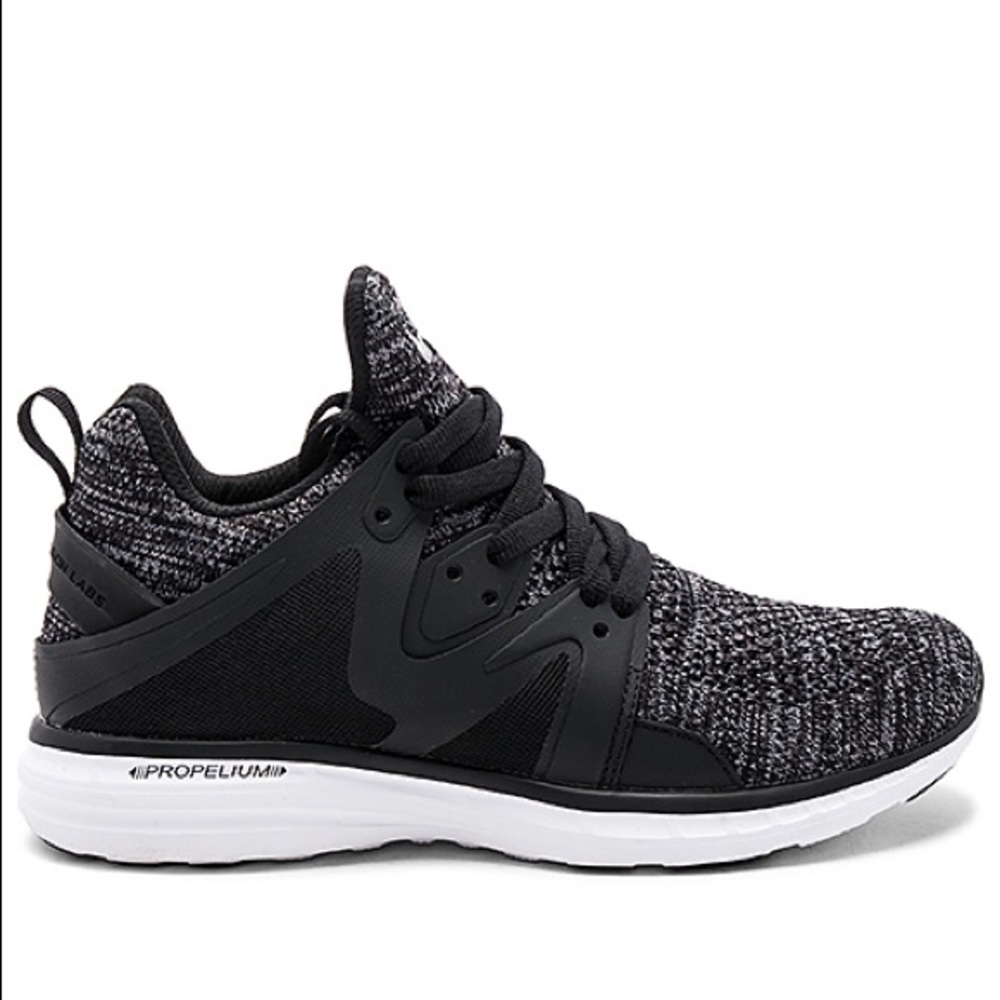 BNIB APL Ascend Sneakers Men’s Size 7/Women’s 8.5